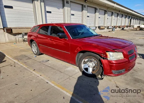 2008 Dodge Magnum z USA, uszkodzony, nr VIN 2D4FV47T28H201492